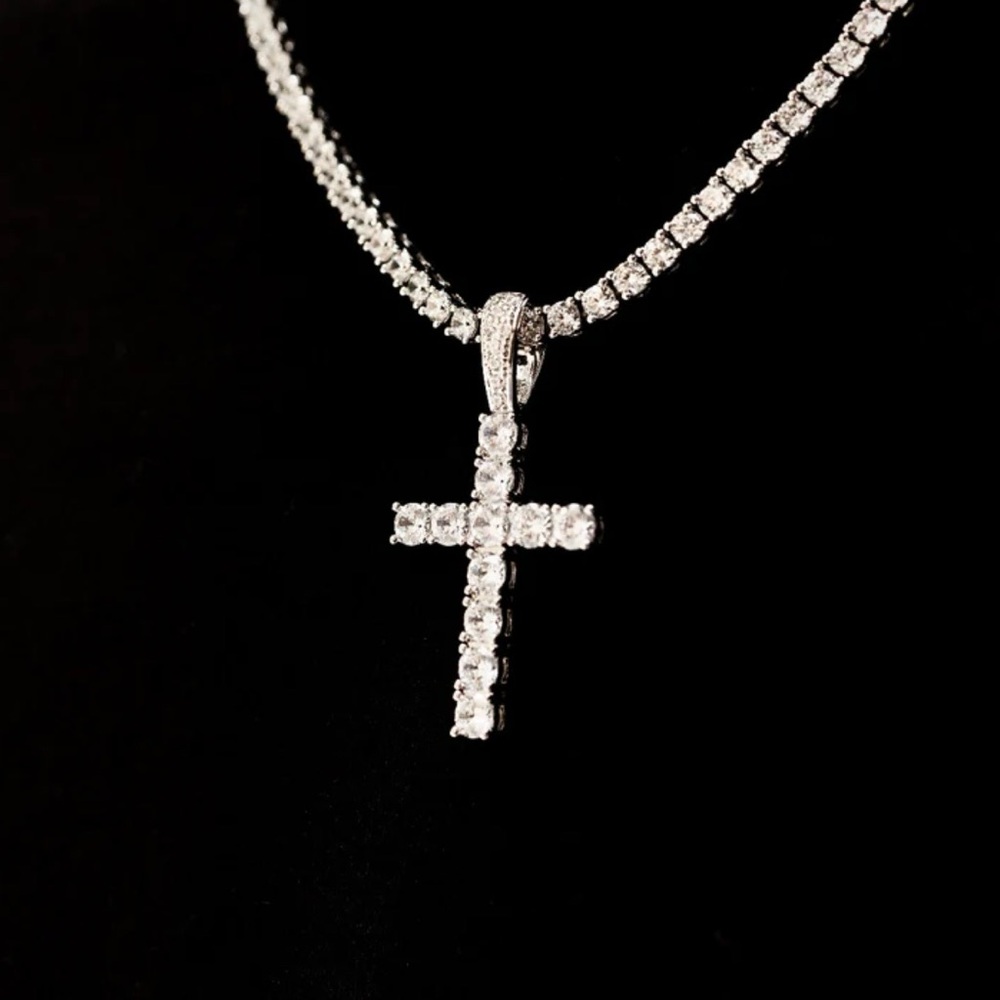 18k White Gold Plated with CZ stone Diamond Cross Pendant in White Gold